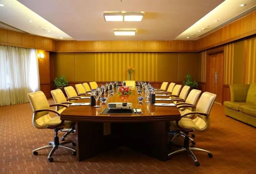 Fotos del hotel The Elite Grand, Chennai:  8