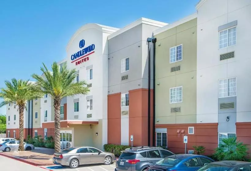 Fotos del hotel Candlewood Suites Houston Nw  Willowbrook, An Ihg:  9