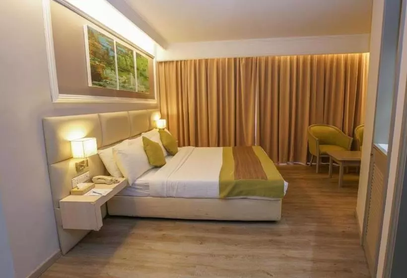 Fotos del hotel Kingwood Hotel Kuching:  14