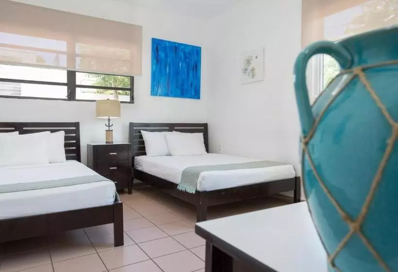 Fotos del hotel Tres Palmas Inn:  11