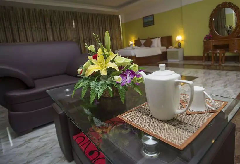 Fotos del hotel High Sky:  21