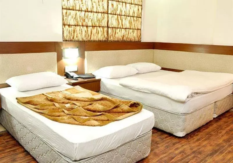 Fotos del hotel Om International:  4