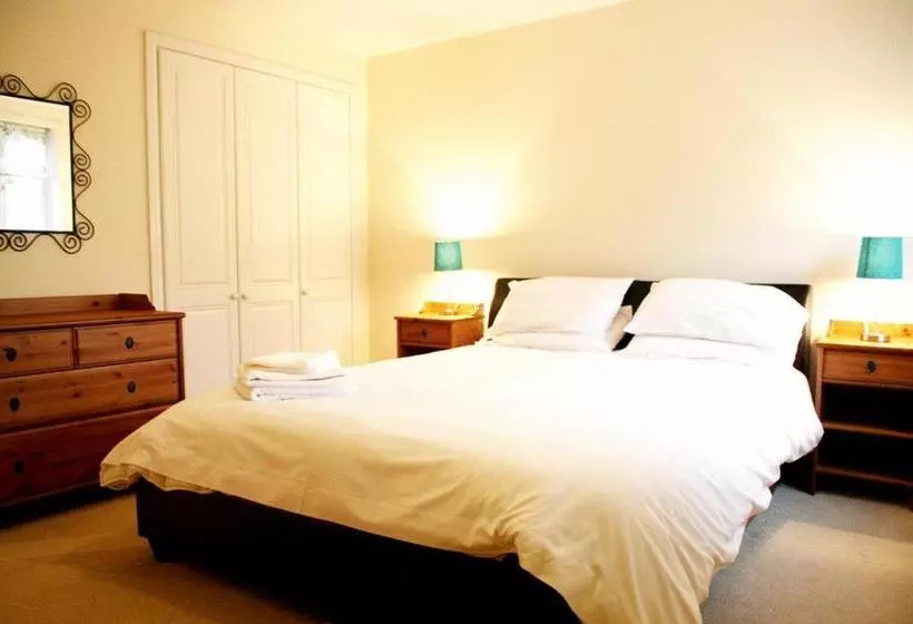 Fotos del hotel Brunel Crescent:  5