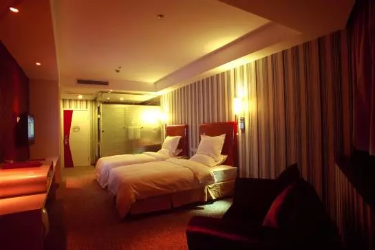 Fotos del hotel Furama Xpress:  9