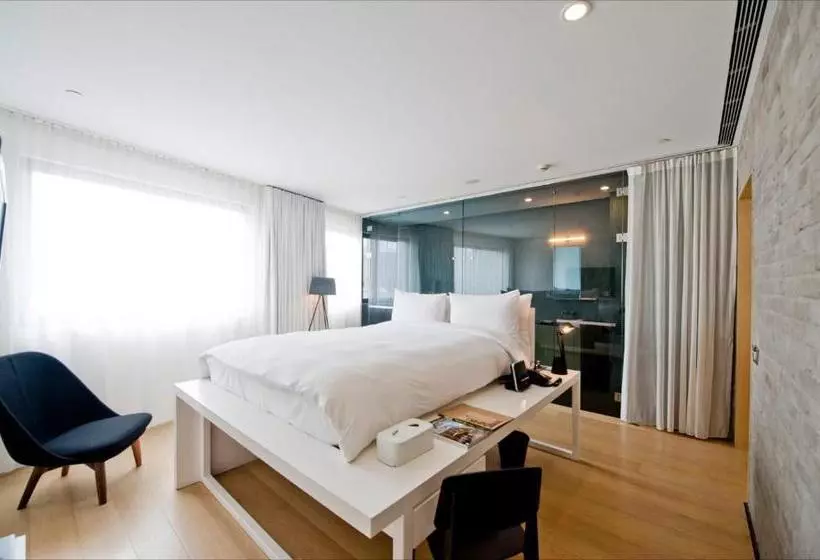 Fotos del hotel The Waterhouse At South Bund:  2