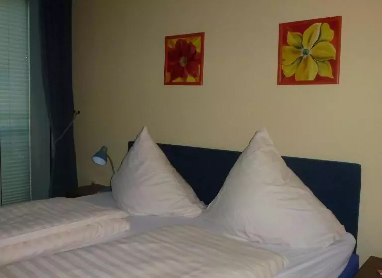 Fotos del hotel Adler:  13