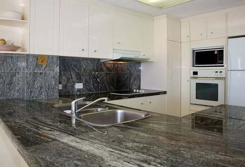 Fotos del hotel Surfers Mayfair:  13