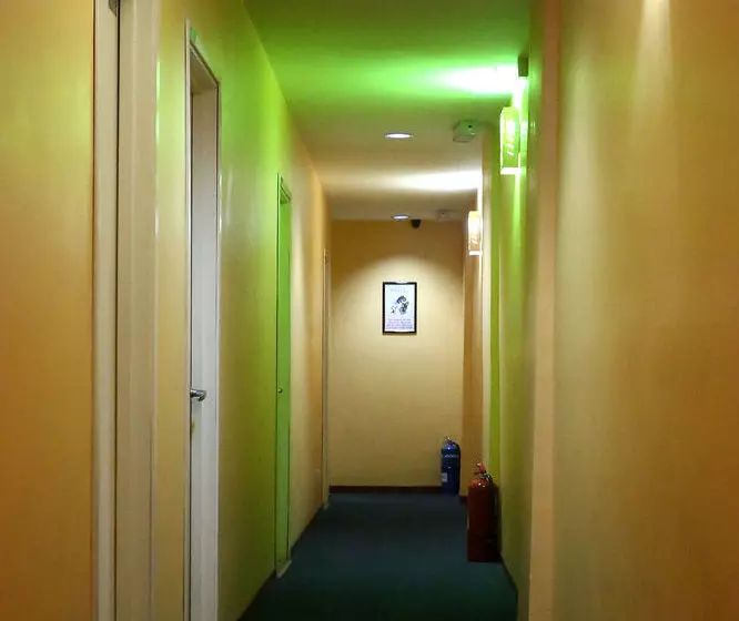 Fotos del hotel V'la Garden:  13