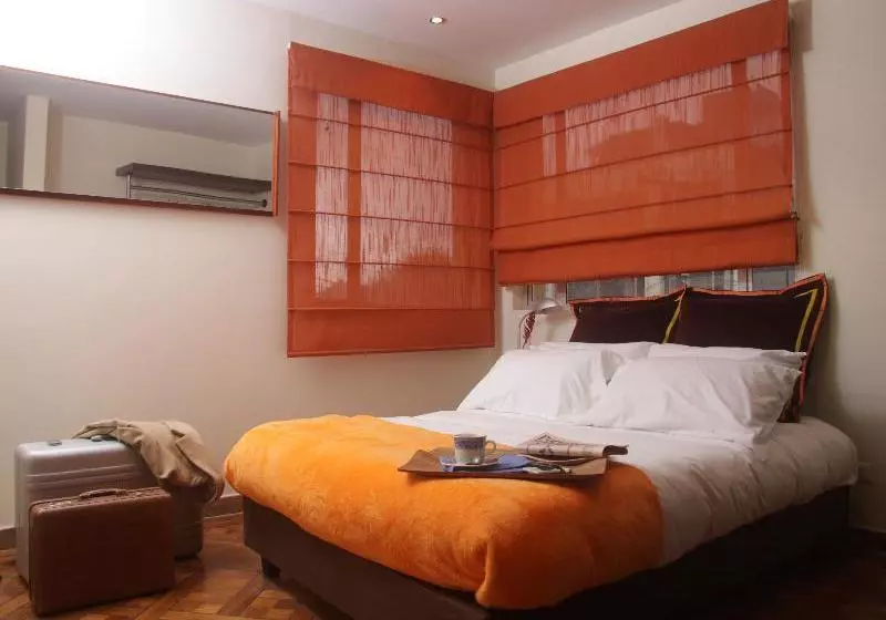 Fotos del hotel 6 Suites:  10