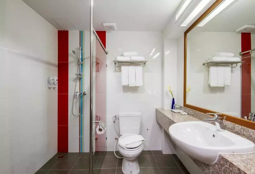 Fotos del hotel The Win Pattaya:  7