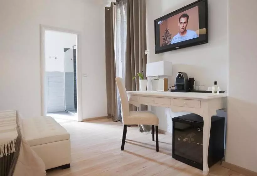 Fotos del hotel Guest House Iulia:  19