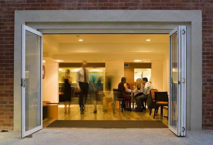 Fotos del hotel University House Anu:  10