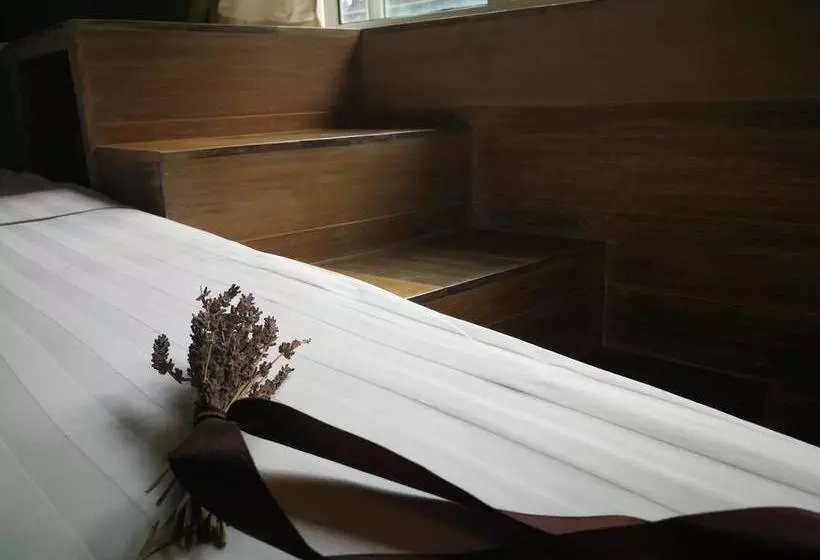 Fotos del hotel Capital O 468 Element Boutique:  8