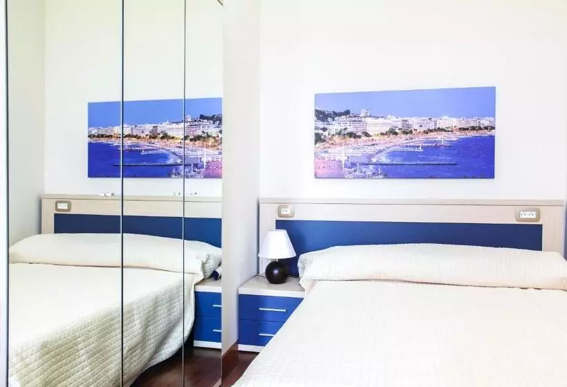 Fotos del hotel Villa Les Palmes:  12