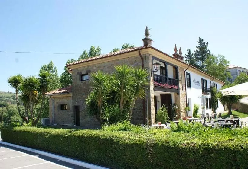 Fotos del hotel Colonial de Santillana:  3