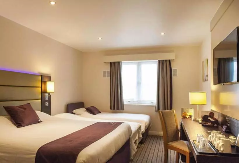 Fotos del hotel Premier Inn London Wandsworth:  13