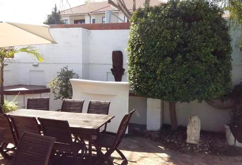 Fotos del hotel The Beautiful South Guesthouse:  3