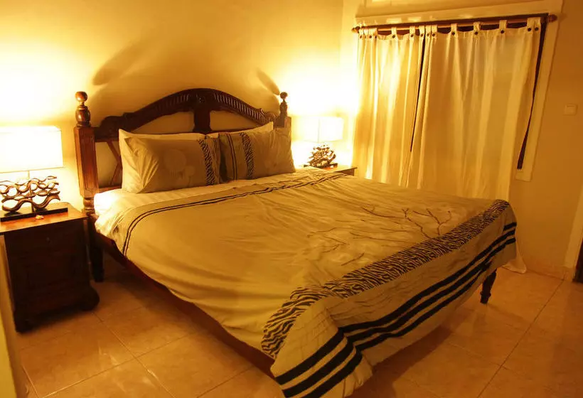 Fotos del hotel Villa Shantia Tabanan:  1
