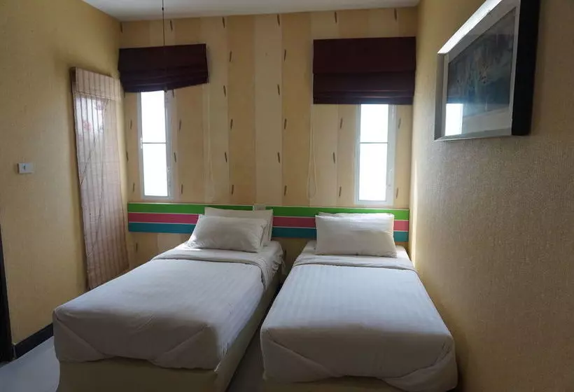 The Seat Hostel