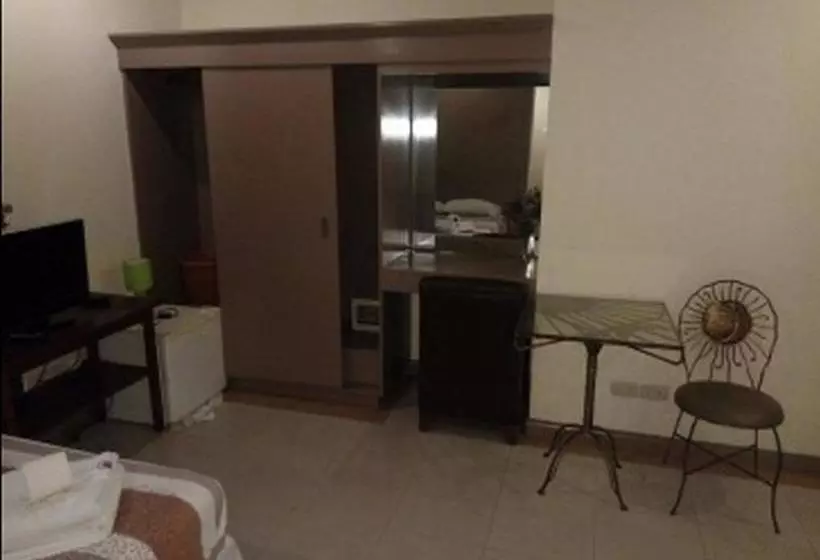 Fotos del hotel Balibago Villa:  21