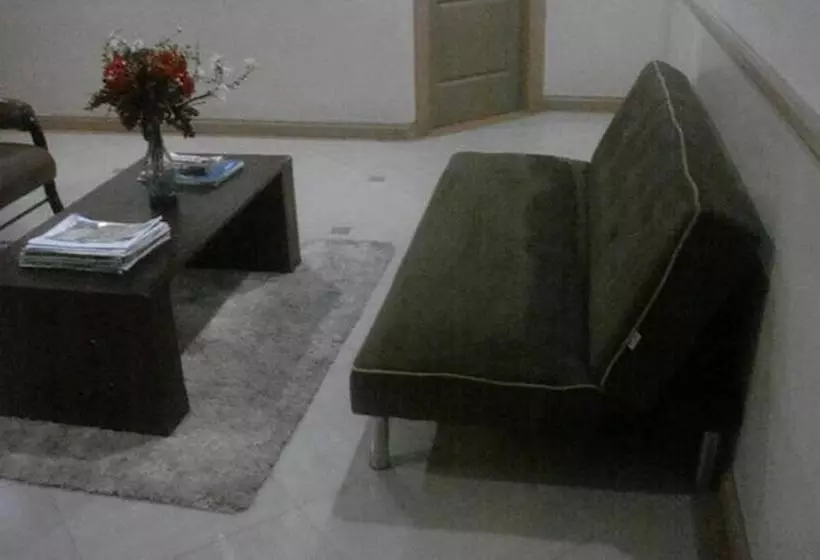 Fotos del hotel Balibago Villa:  24