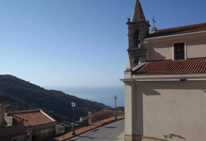 Fotos del hotel Albergo Diffuso Borgo Gallodoro:  14