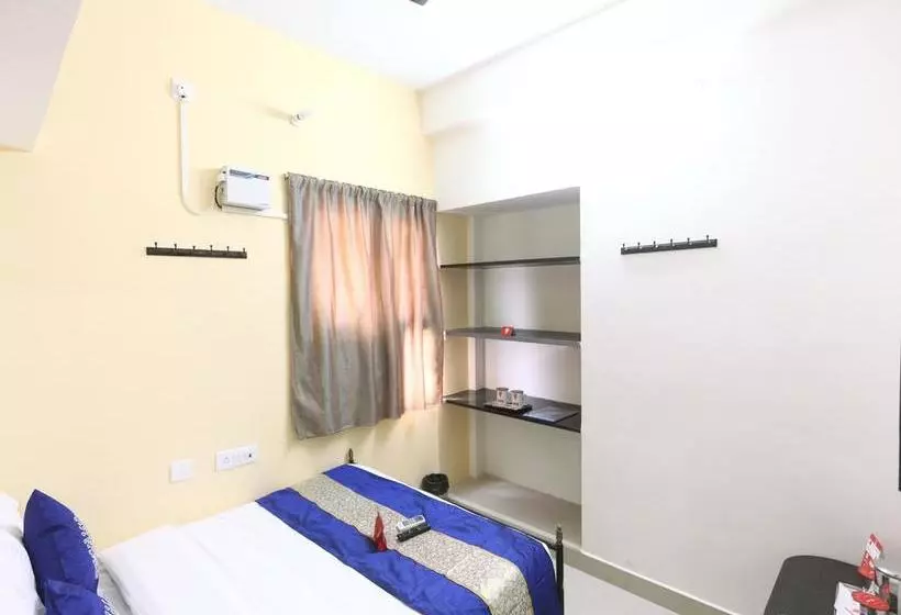 Fotos del hotel Oyo 3860 Apartment Jls Gruha:  10