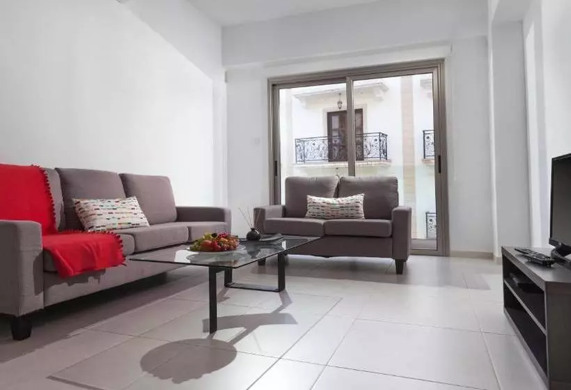 Fotos del hotel Qcc Residence:  7