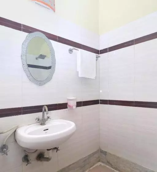 Fotos del hotel Gurjeet Guest House:  9