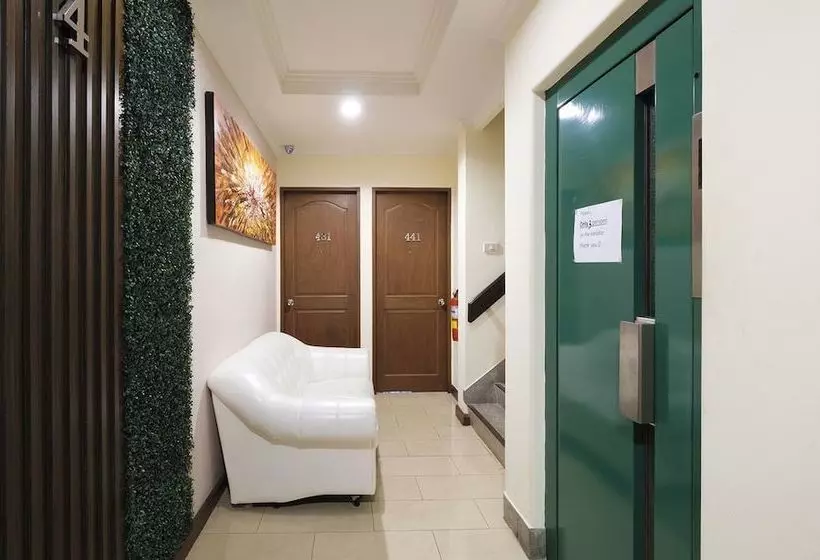 Fotos del hotel Zen Rooms Silom 12:  2