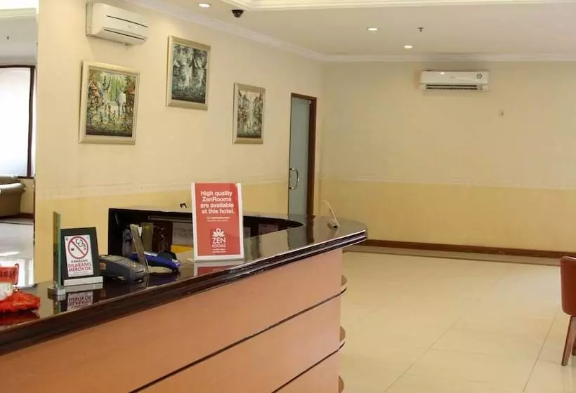 Fotos del hotel Zen Rooms Gajah Mada Hasyim Ashari:  4