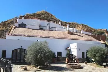 Cuevas La Cocinillas - Cortes y Graena