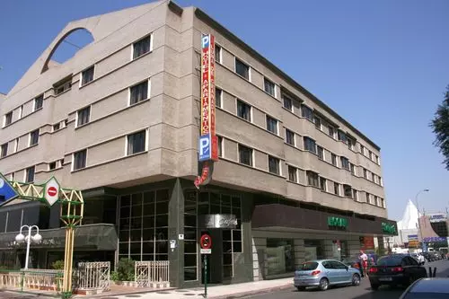 Ma Hotel Luna Arabial