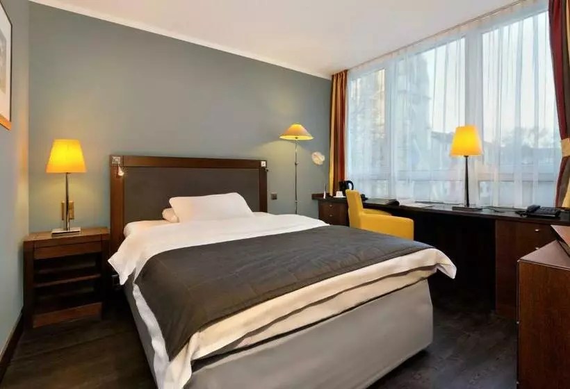 Fotos del hotel Savigny Frankfurt City:  11