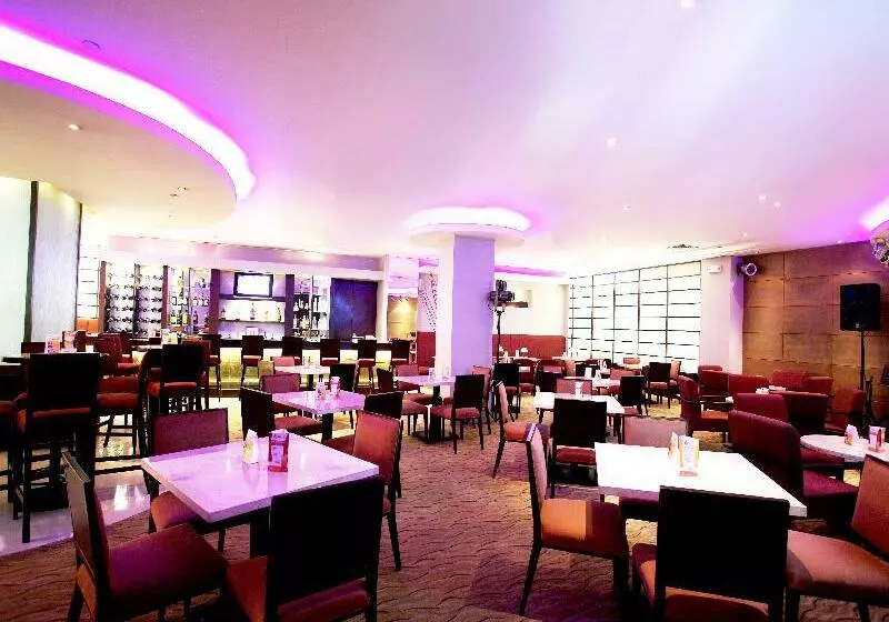 Fotos del hotel Waterfront Manila Pavilion Hotel & Casino:  13