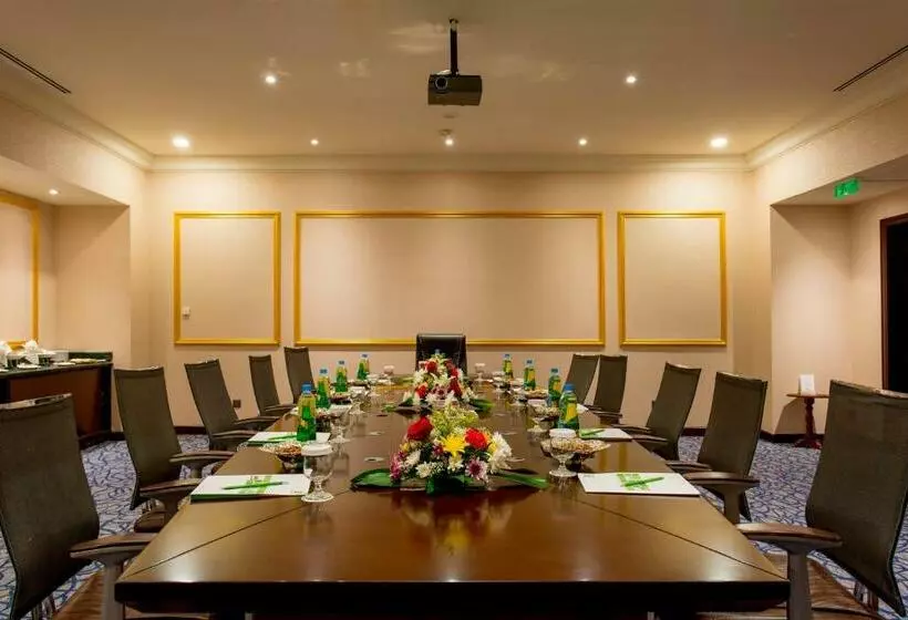 Fotos del hotel Holiday Inn Jeddah Al Salam, An Ihg:  12