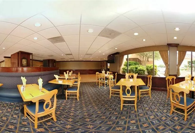 Fotos del hotel Love Field Hotel & Suites:  2