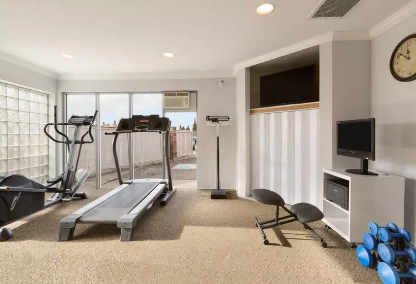 Fotos del hotel Travelodge Calgary University:  4