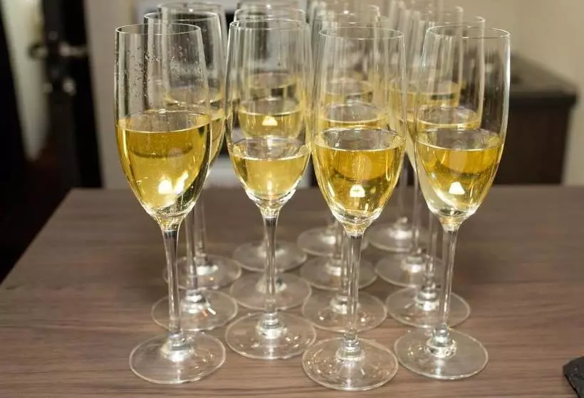 Fotos del hotel Bratislava  Kyiv:  4