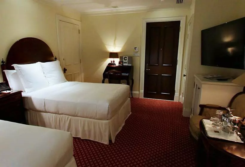 Le Stjames Montréal