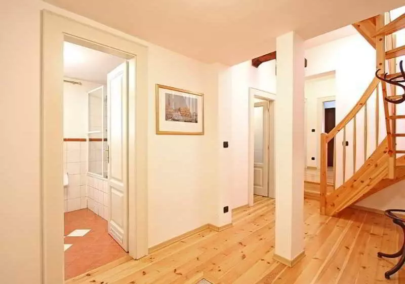 Fotos del hotel Residence Retezova:  17