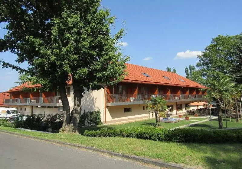Fotos del hotel Halászkert Badacsony:  14