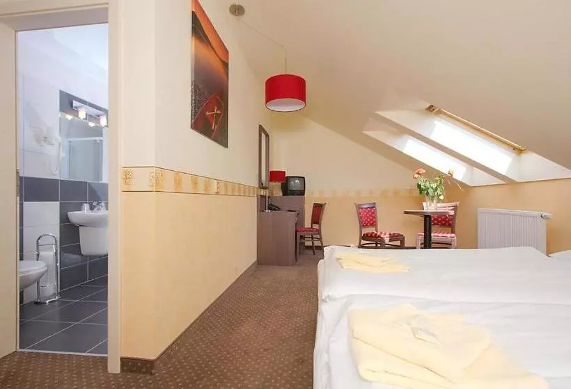 Fotos del hotel Ostruvek:  13