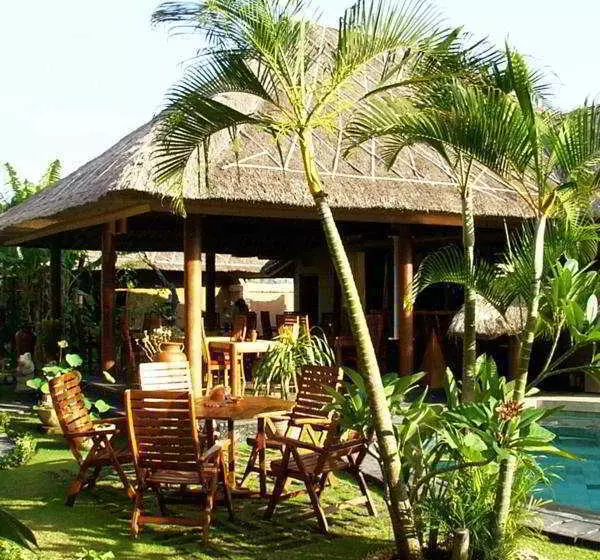 Fotos del hotel Puri Madawi:  4