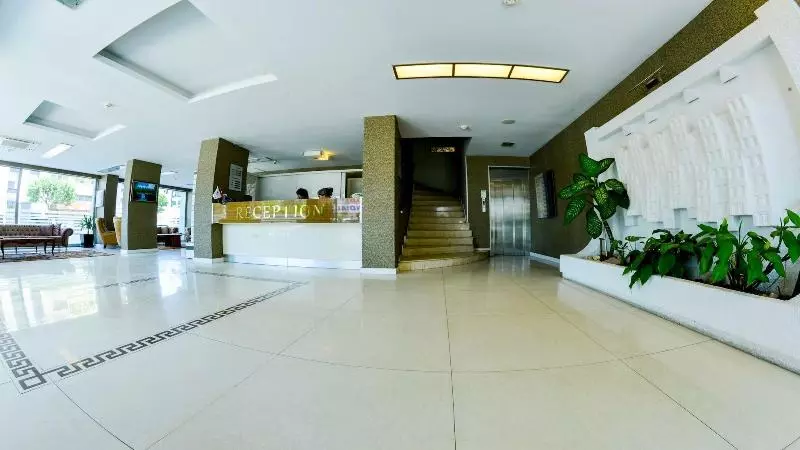 Fotos del hotel Megapole:  11