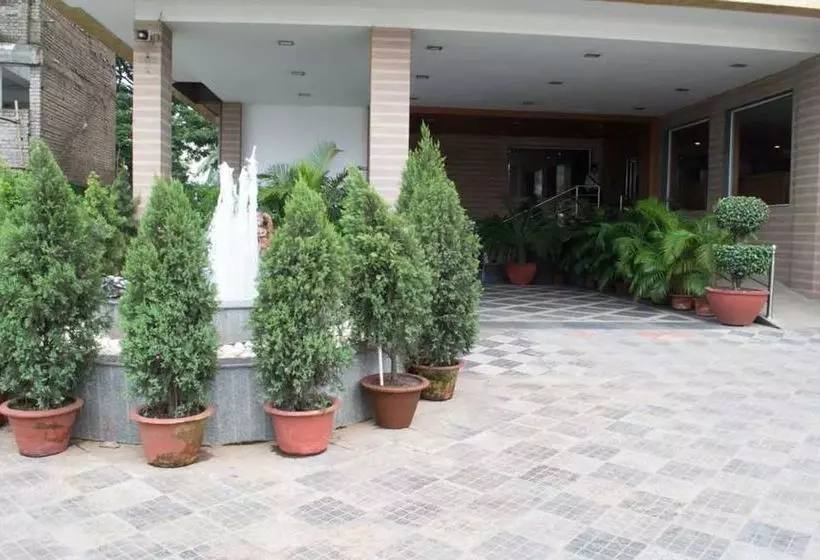 Fotos del hotel Oyo Premium Vani Vihar:  7
