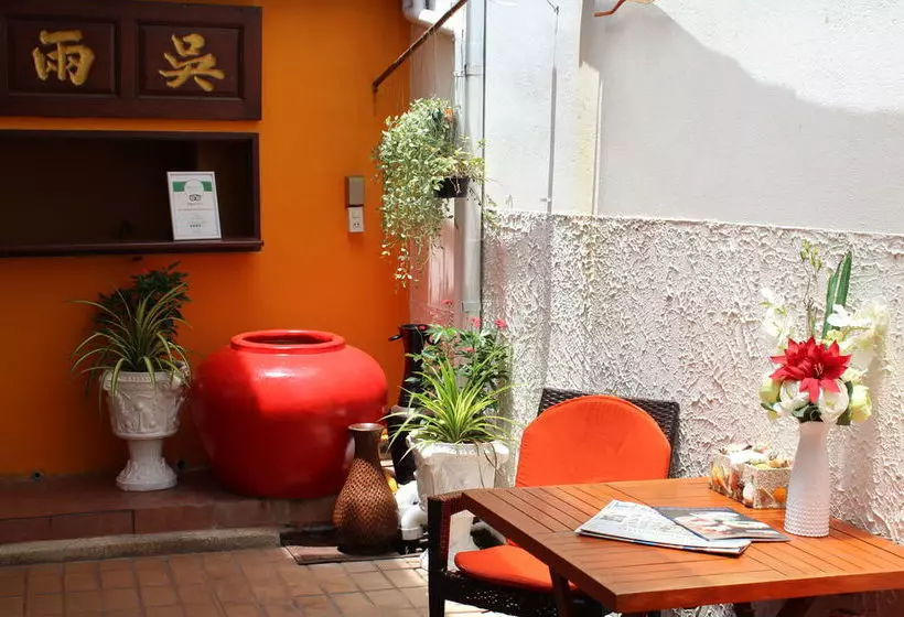 Fotos del hotel Victor Guesthouse:  3