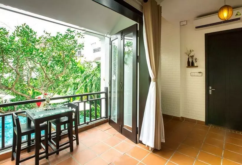 Fotos del hotel East West Villa:  12