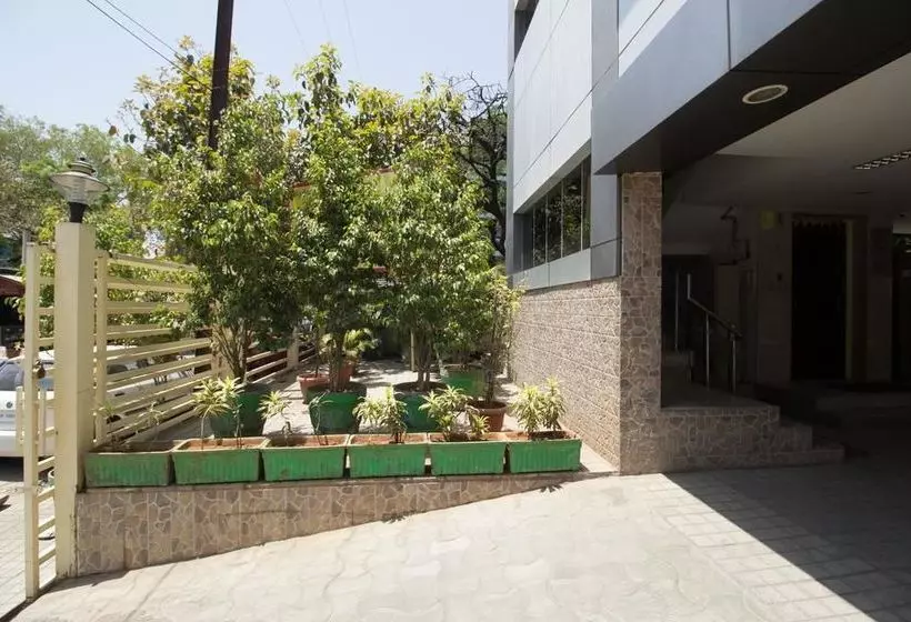 Fotos del hotel Oyo Rooms Koti Imlibun Bus Station:  4