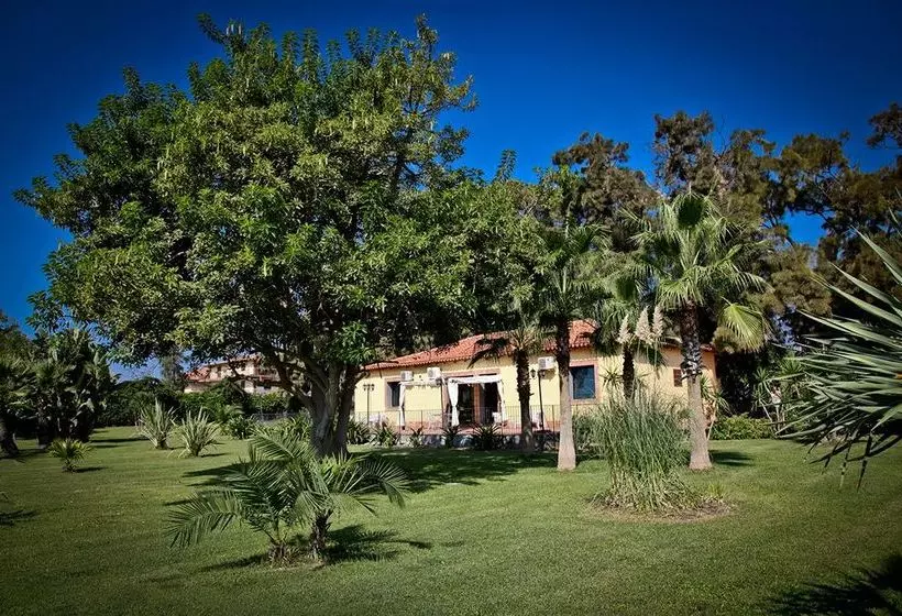 Fotos del hotel Castello D Urso Somma B&b:  12
